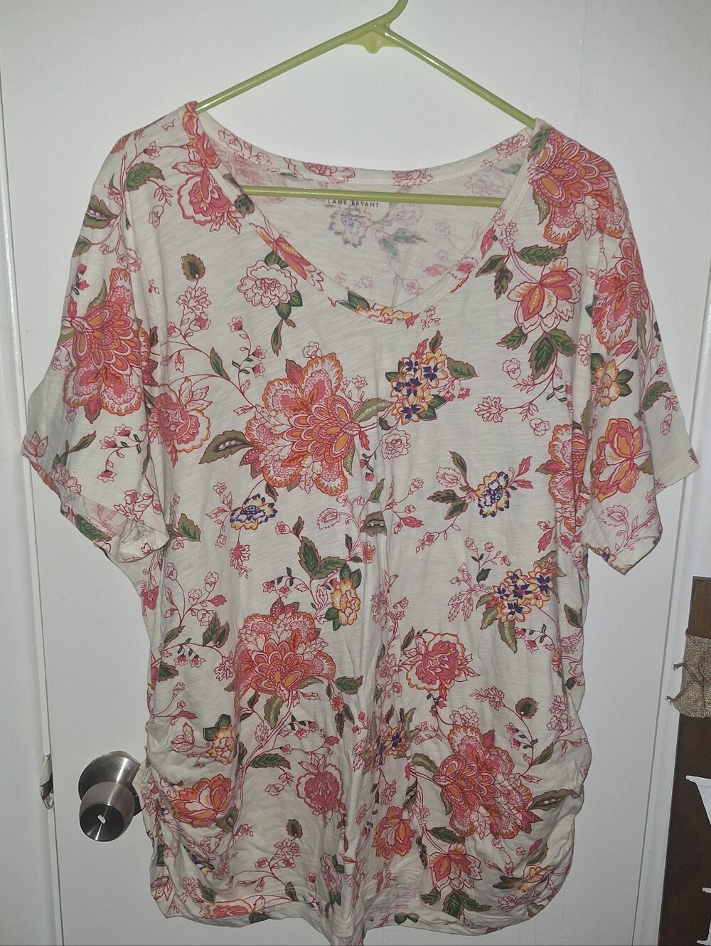 Lane Bryant Floral Scoop Neck Short Sleeve Top - Cream with Pink/Orange Flowers